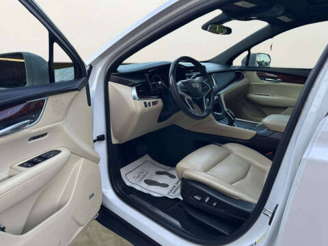 2017 Cadillac XT5 Premium Luxury