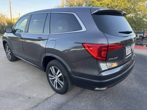 2017 Honda Pilot EX