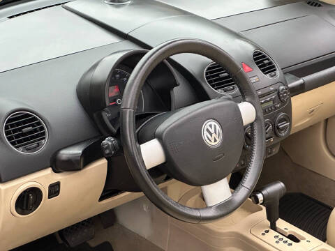 2008 Volkswagen New Beetle Convertible SE