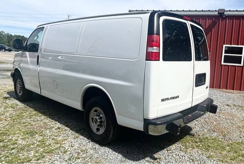 2017 GMC Savana 2500