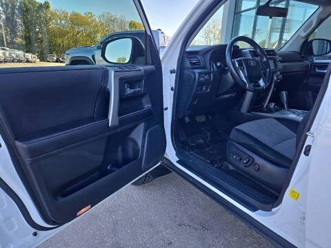 2018 Toyota 4Runner SR5