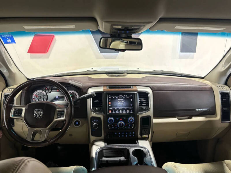 2016 RAM 2500 Laramie