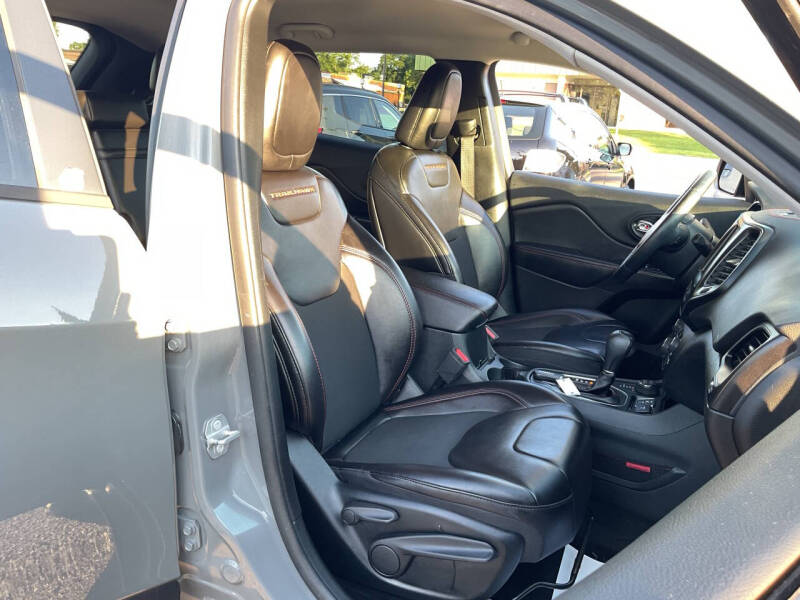 2019 Jeep Cherokee Trailhawk
