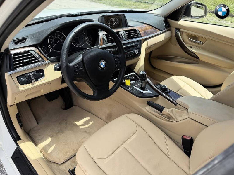 2014 BMW 3 Series 320i