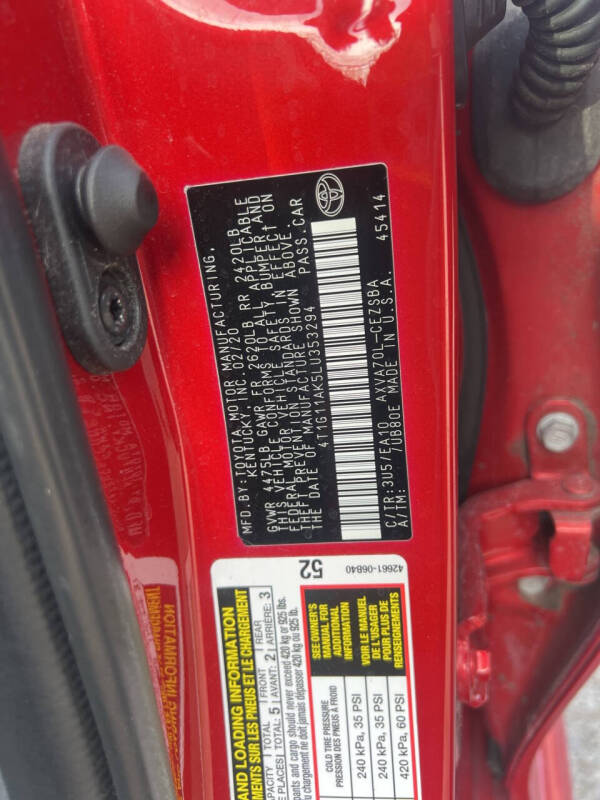 2020 Toyota Camry SE