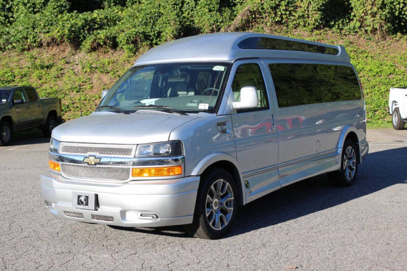 2025 Chevrolet Express 2500
