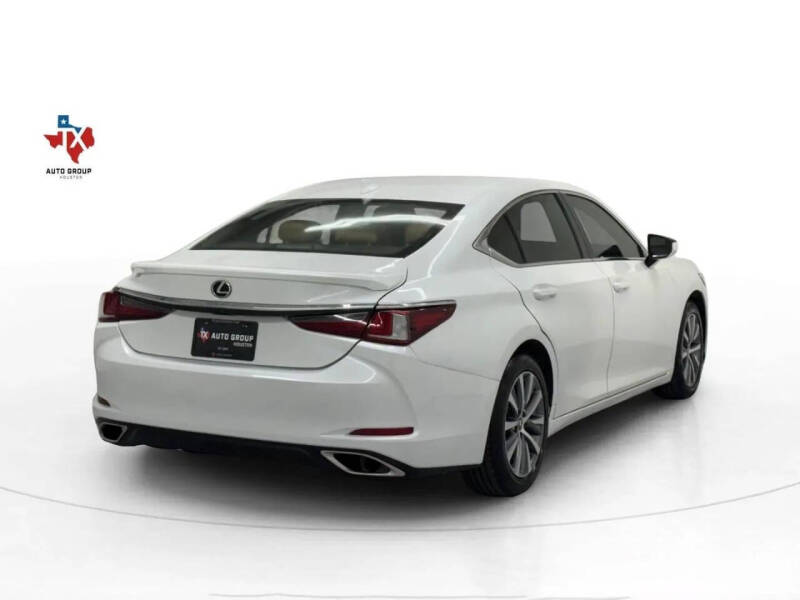 2019 Lexus ES 350