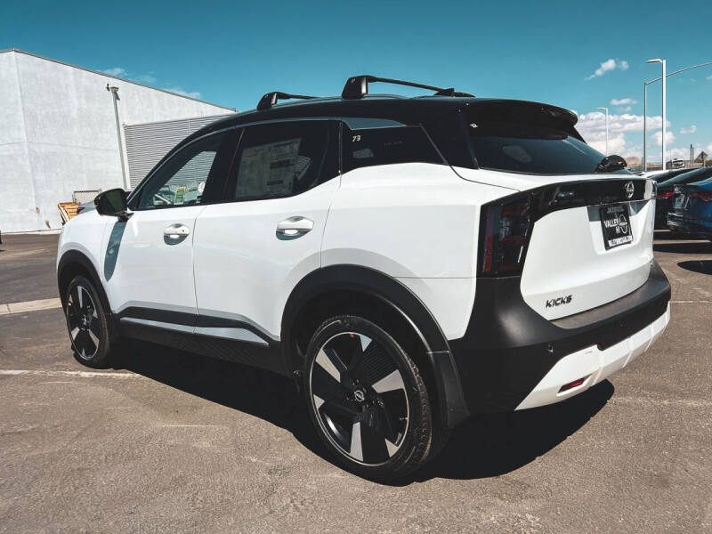 2026 Nissan Kicks SR