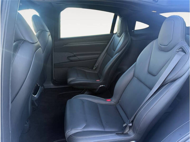 2022 Tesla Model X Plaid