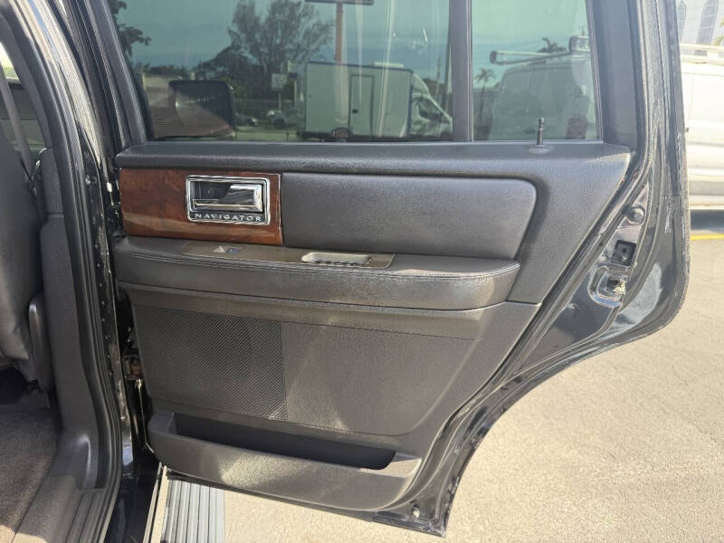 2014 Lincoln Navigator