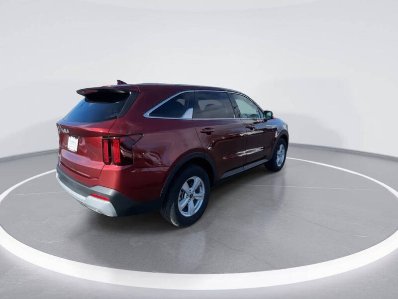 2025 Kia Sorento LX