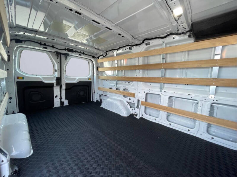 2025 Ford Transit