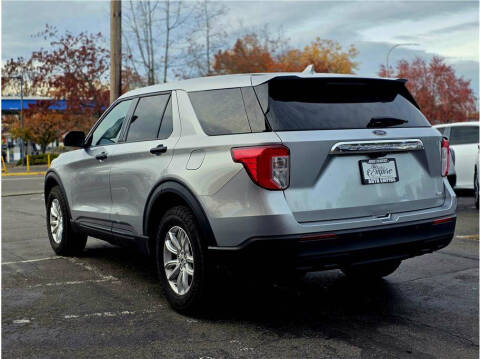 2020 Ford Explorer