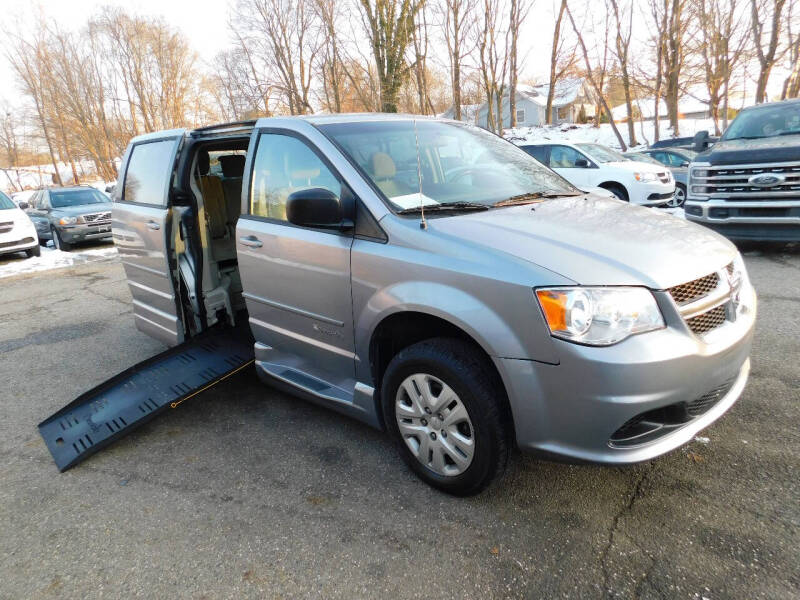 2017 Dodge Grand Caravan SE's photo
