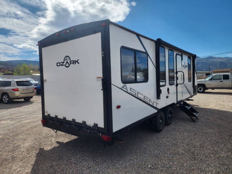 2022 Ozark Ascent