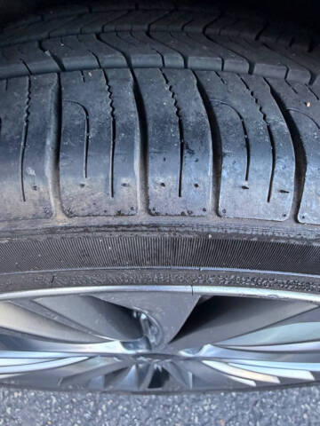 2017 Kia Cadenza Premium