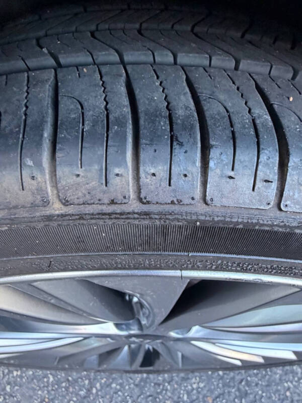 2017 Kia Cadenza Premium