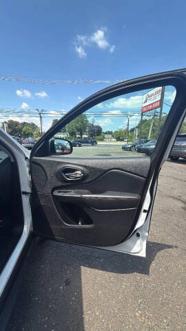 2021 Jeep Cherokee Trailhawk