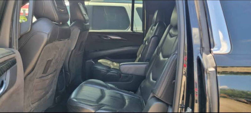 2016 Cadillac Escalade ESV Platinum