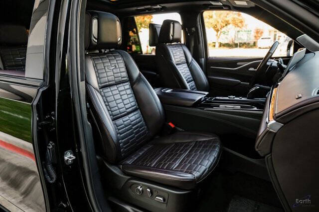 2023 Cadillac Escalade-V