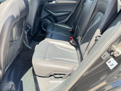 2016 Audi Q5 2.0T quattro Premium Plus