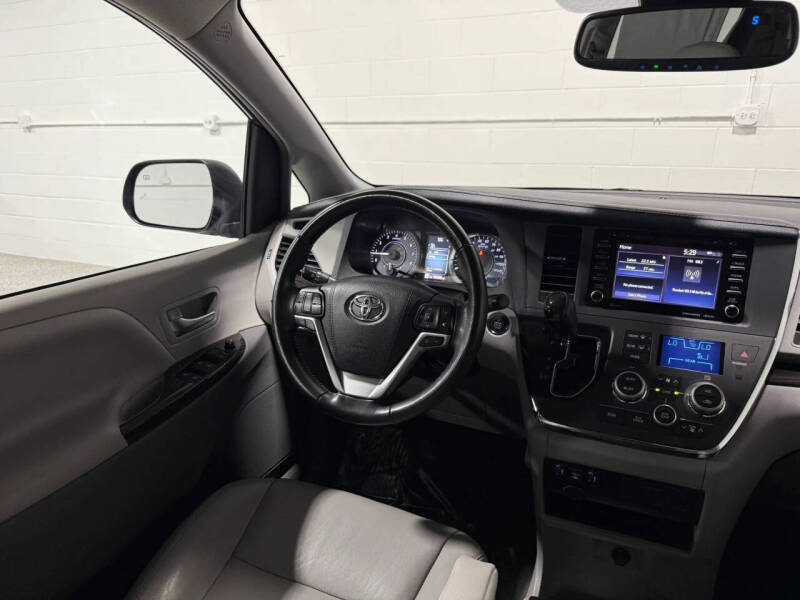 2018 Toyota Sienna