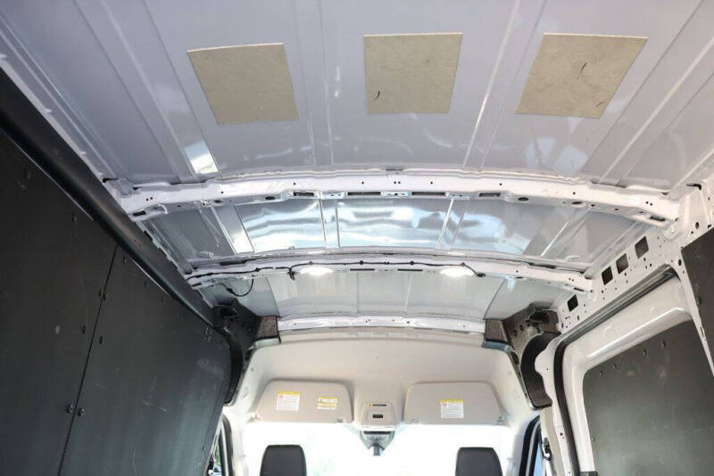 2025 Ford Transit 250