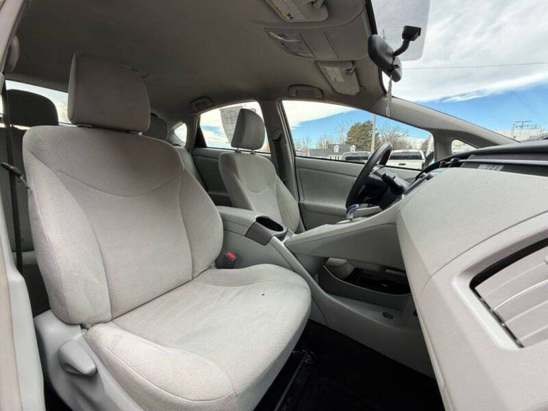 2015 Toyota Prius Three