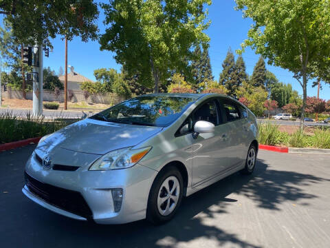 2013 Toyota Prius for sale at California Diversified Venture in Livermore CA
