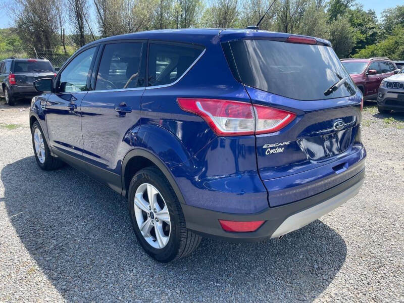 2016 Ford Escape SE