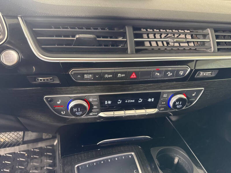 2017 Audi Q7 2.0T quattro Premium Plus