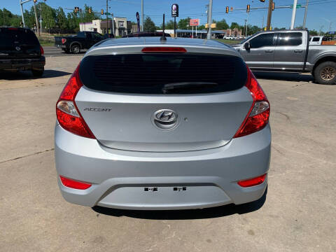 2015 Hyundai Accent GS