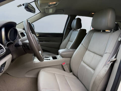 2012 Jeep Grand Cherokee Laredo