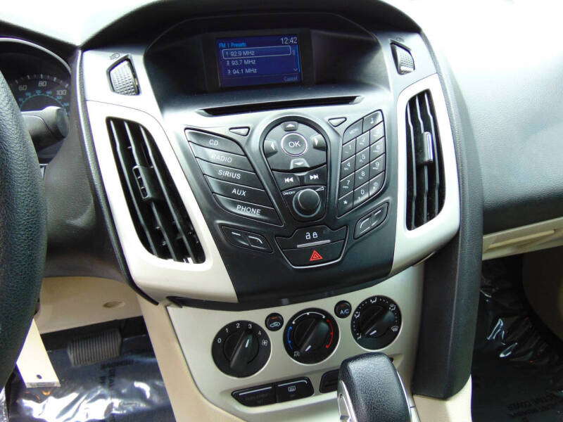 2013 Ford Focus SE