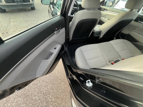 2019 Hyundai Elantra