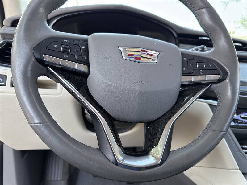 2021 Cadillac XT6 38