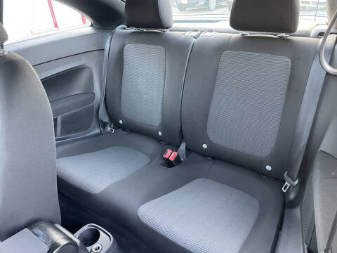 2014 Volkswagen Beetle 2.5L Entry PZEV