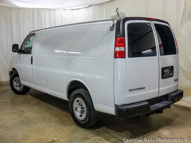 2017 GMC Savana 2500