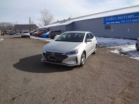 2020 Hyundai Elantra for sale at Garza Motors in Shakopee MN