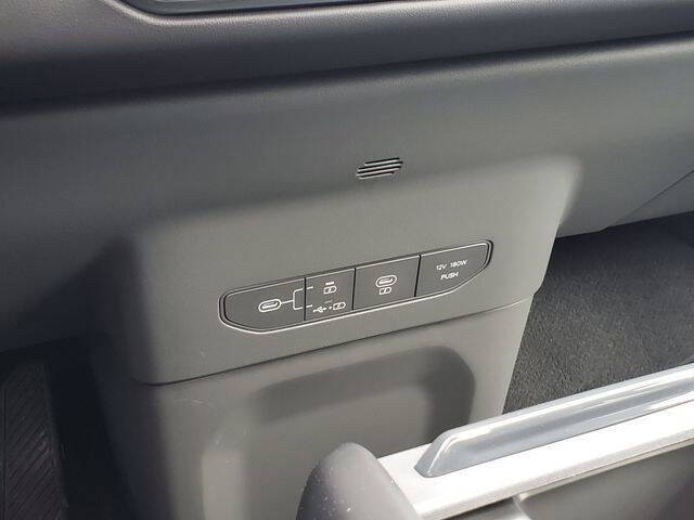 2026 Kia EV9 Land