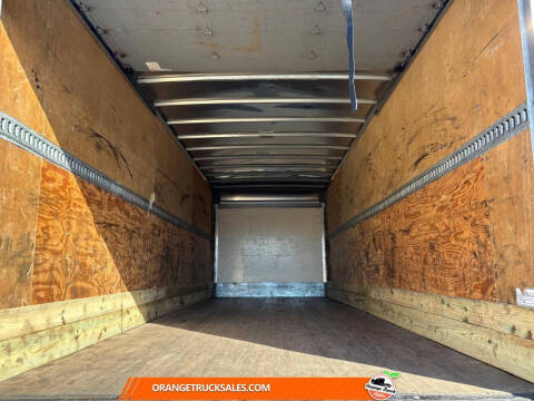 2019 Freightliner M2 106