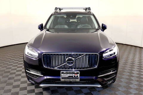 2017 Volvo XC90 T6 Momentum