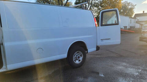 2017 GMC Savana 2500