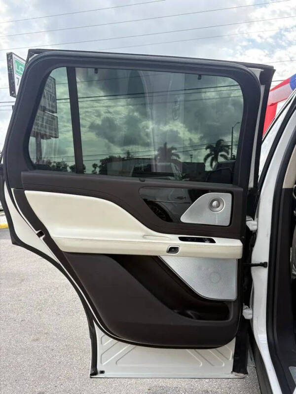 2021 Lincoln Aviator Black Label