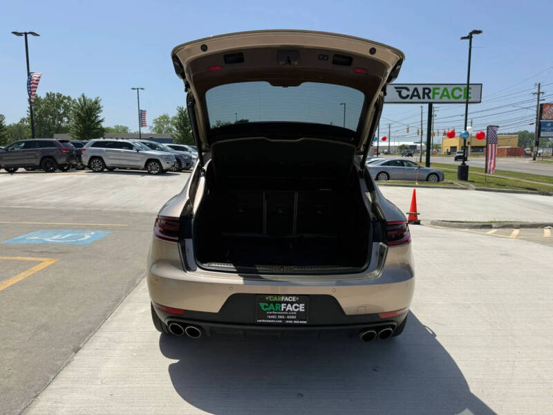 2018 Porsche Macan S