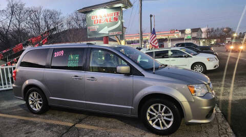 2019 Dodge Grand Caravan for sale at Dynamite Deals LLC - Dave's Dynamite Deals in High Ridge MO