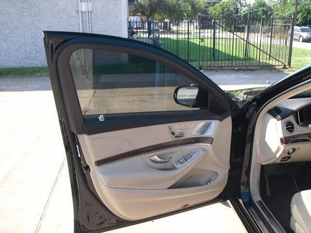 2015 Mercedes-Benz S-Class S 550