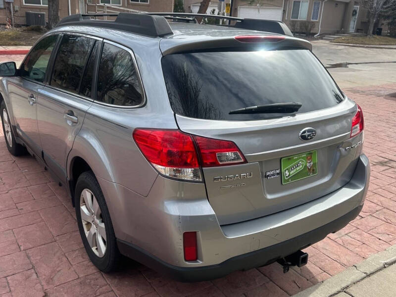 2010 Subaru Outback 2.5i Premium