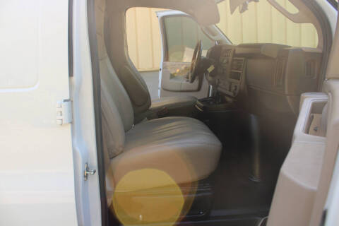 2022 Chevrolet Express 2500