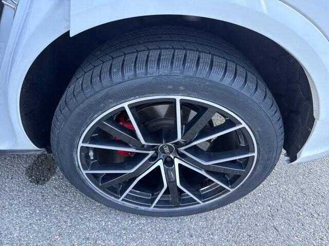 2023 Audi Q8 quattro Premium Plus 55 TFSI